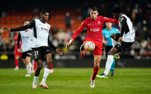 Soi kèo nhà cái trận Sevilla vs Valencia