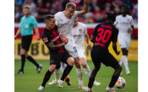 Phong độ và lịch sử đối đầu