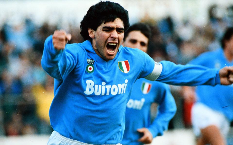 "Kỷ nguyên Maradona"