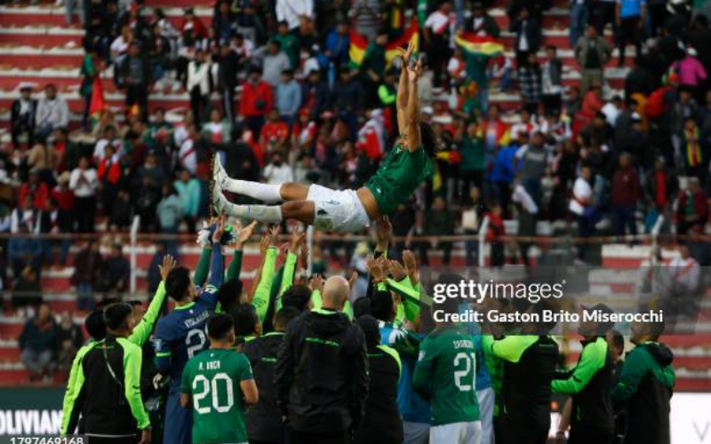 hy vọng của cả một dân tộc muốn thấy lá cờ Bolivia tung bay trên bầu trời World Cup
